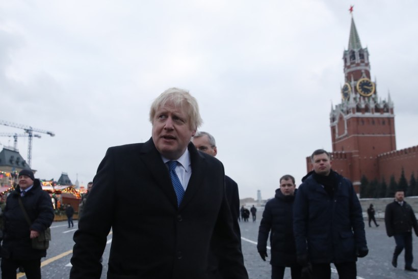 Vene rikkurid annetavad Boris Johnsonile suuri summasid