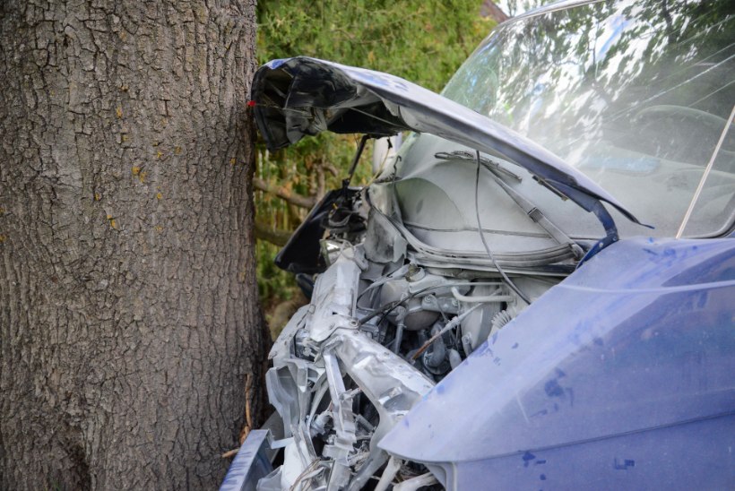 GALERII | Turvavöö päästis Viljandimaal purjus autojuhi elu 