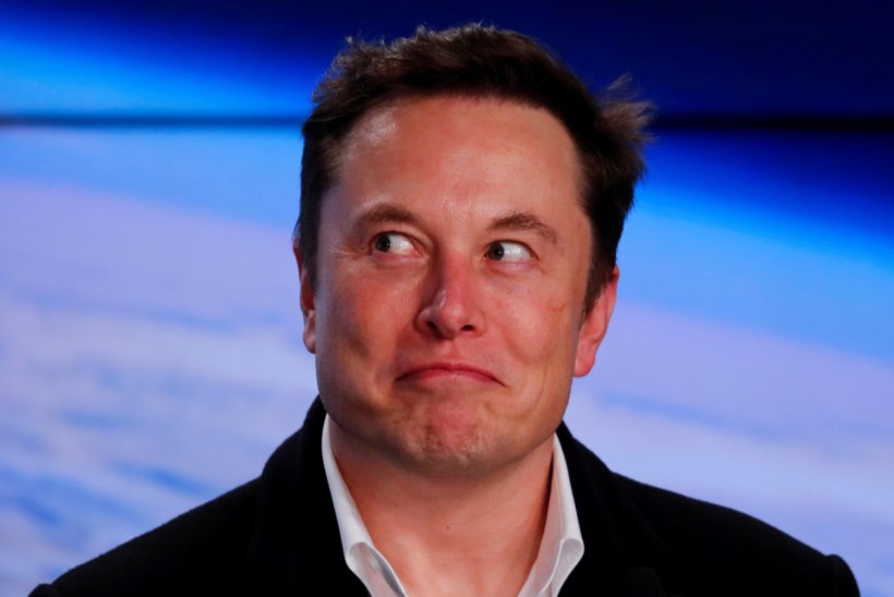 USKUMATU! Elon Muski elektriautodest saavad peagi masinad, millel saab mängida videomänge!