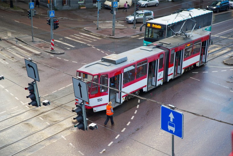 Pealinna plaan osta kaheksa uut trammi kukkus läbi