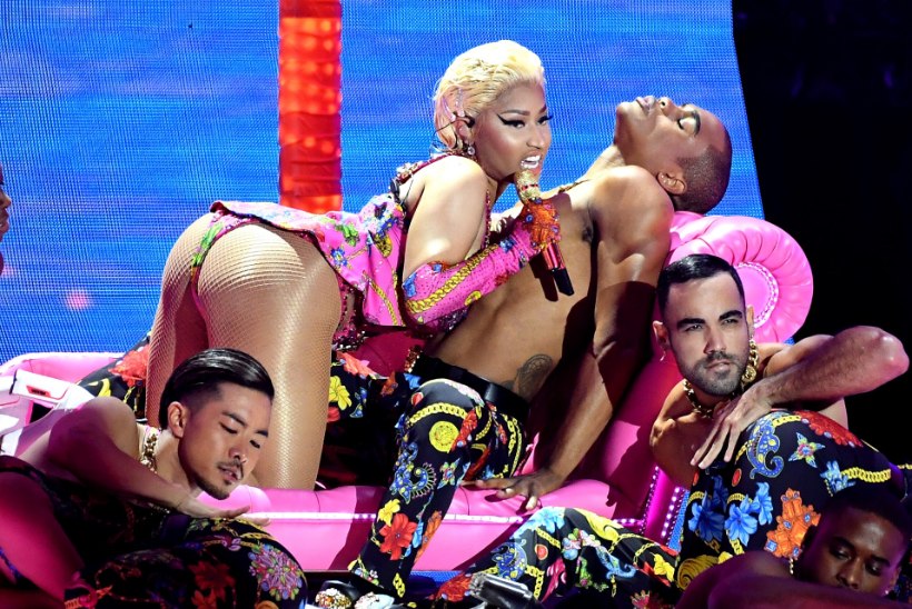 Nicki Minaj palub fännidelt oma taktitu avalduse eest vabandust
