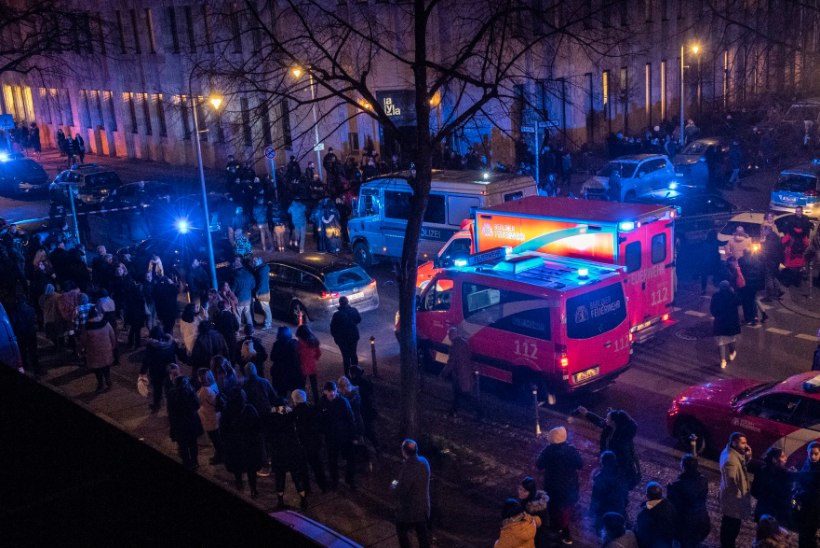 Tulistamine Berliini kontserdihoone juures: hukkus inimene, vigastada said veel neli