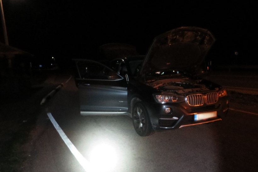 Politsei peatas Valgas piirikontrolli vältinud BMW siiliga