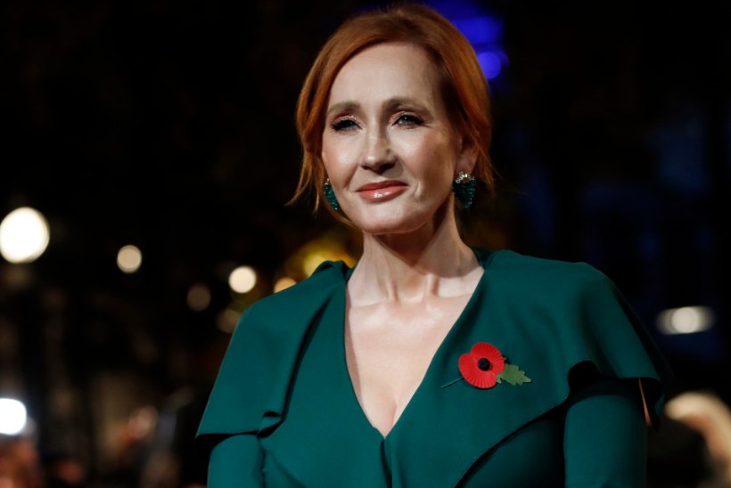 Transfoobias süüdistatav J. K. Rowling tagastas inimõiguste auhinna