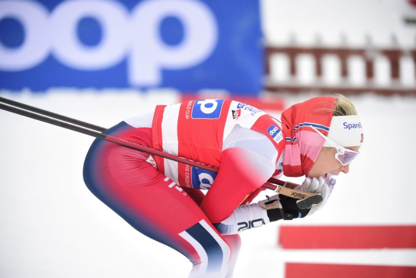 HEA VORM: Therese Johaug triumfeeris Norra meistrivõistlustel