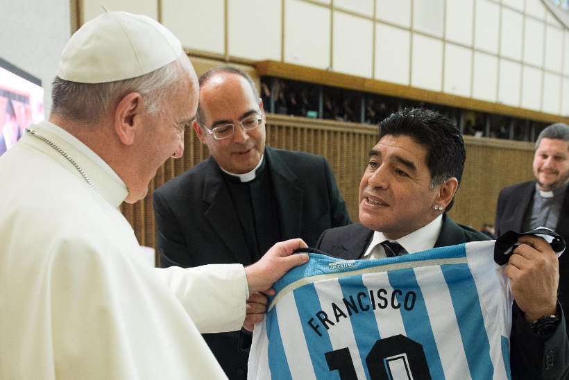 Paavst meenutas Diego Maradonat: ta oli habras poeet