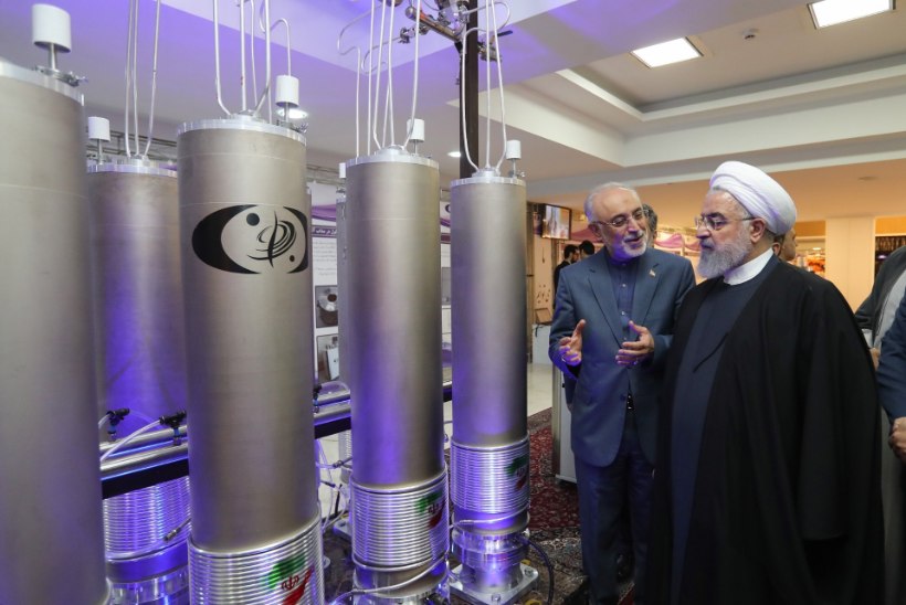 TUUMALEPPE RIKKUMINE: Iraan alustas taas uraani 20% rikastamist