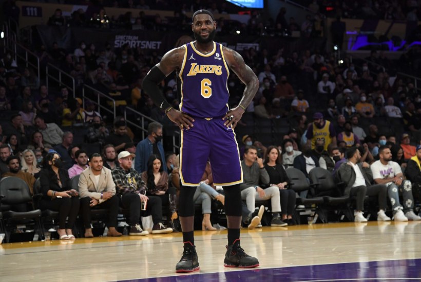 VIDEO | Lakers jäi taas võiduta ning on kaotanud juba kaheksa järjestikust mängu