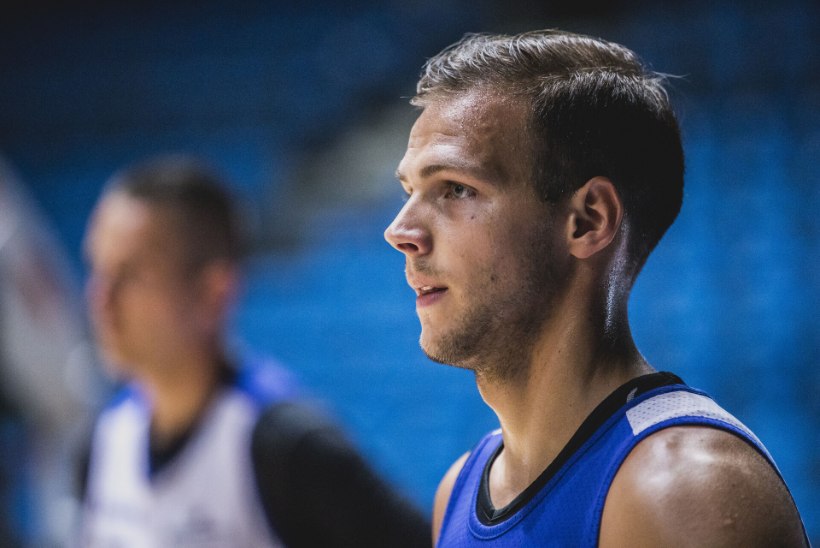 Rapla küttis koduväljakul Liepajale sauna, Pärnu ja Kalev said Lätis kere peale