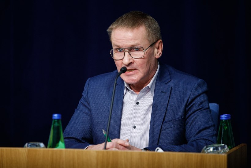 Aab: kui nakatunute numbrid paari nädala jooksul pidama ei saa, tuleb kehtestada väga karm liikumispiirang