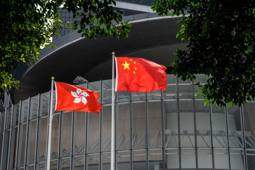 „Ebapatriootlikest“ elementidest vabanemine: Peking kontrollib Hongkongi poliitikuid