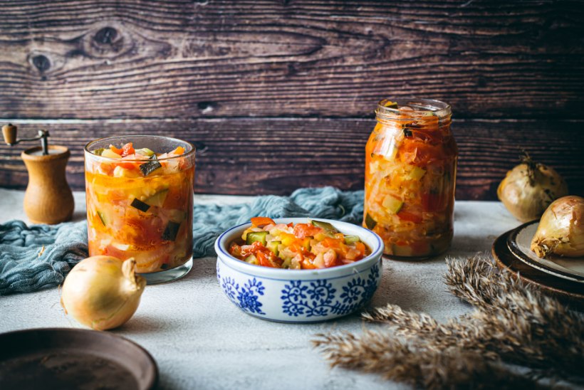 NÄDALA HOIDIS | Vanakooli suvikõrvitsa-tomatisalat