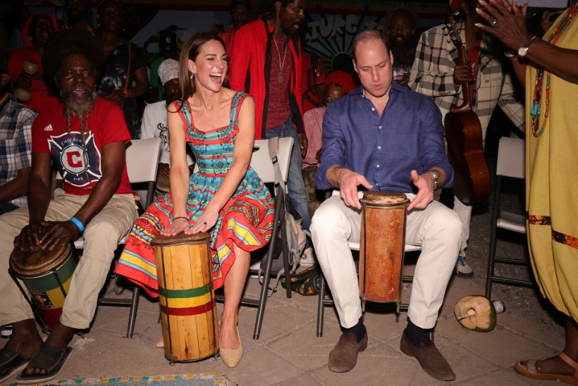 William ja Kate tagusid Jamaical bongosid ning katsetasid bobikelku