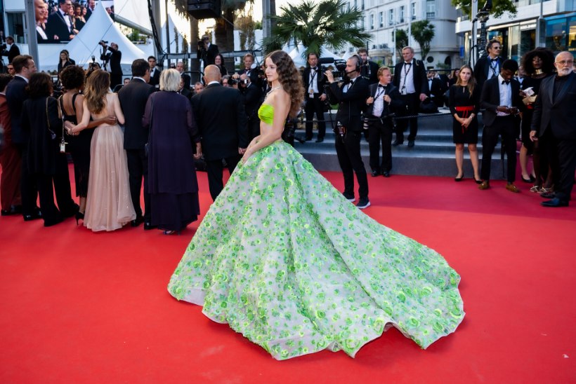 GALERII | ÕL CANNES’IS | Punane vaip täitus eelviimasel festivaliõhtul peenete härrade ja printsessikleitides prouadega