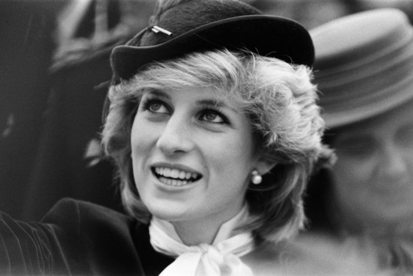 NAINE, KEDA ARMASTASID KÕIK PEALE OMA MEHE | Printsess Diana surmast möödub 25 aastat