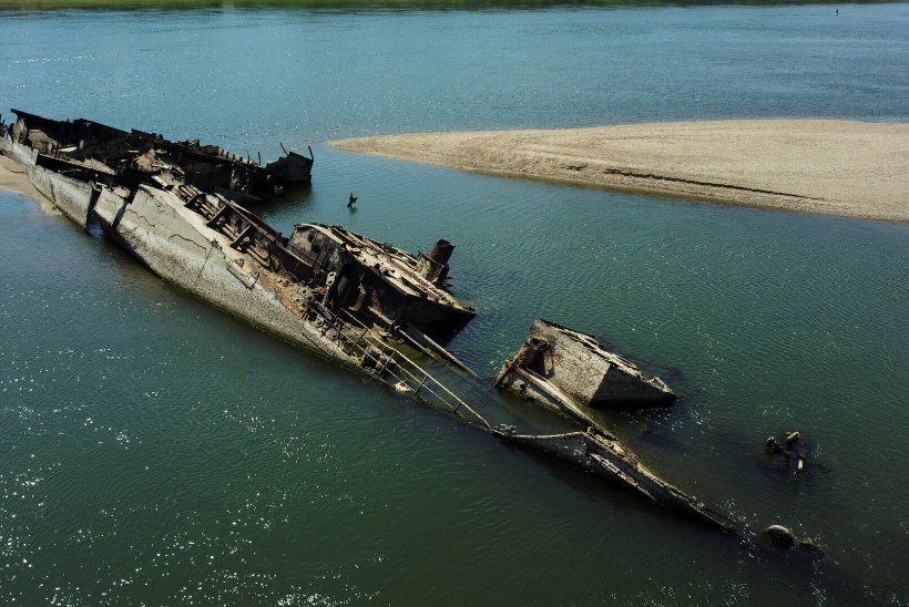 PROBLEEM SERBIAS: Doonau madal veetase on toonud nähtavale natside laevavrakid