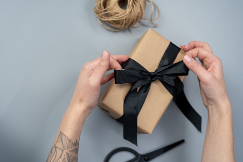 Kingitus ärgu olgu mõtlematu: milline on nii kinkimise kui ka kingituse saamise energeetiline mõju?
