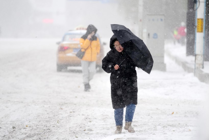 VARAJANE TALV: Hiina kirdeosa tabas enneolematult tugev lumetorm, mis nõudis mitu inimelu
