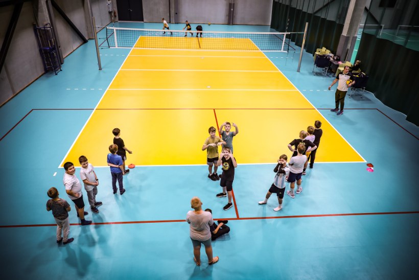 GALERII | Tartus avati uhke spordihall. „Püsivat aega meil padeli treeningutesse enam õhtutesse broneerida ei saagi, sest need on täis.“