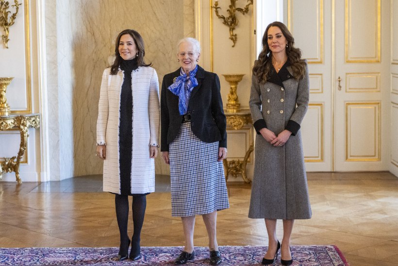 VIDEO | Vaata, kuidas Kate Middleton end salamisi Taani kuningannale külje alla nihverdab!