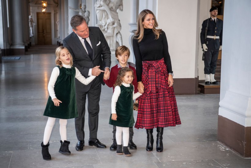 Printsess Madeleine'i laps sattus haiglasse, Madeleine'i Rootsi-reis jääb ära