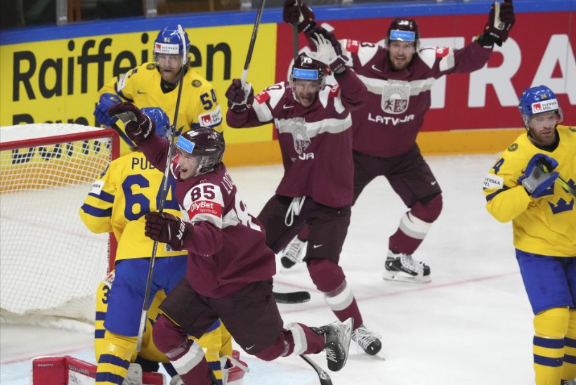 USKUMATU! Rootsi ja Soome on mängust väljas, aga kodupubliku marulist tuge nautinud Läti jõudis MMil poolfinaali