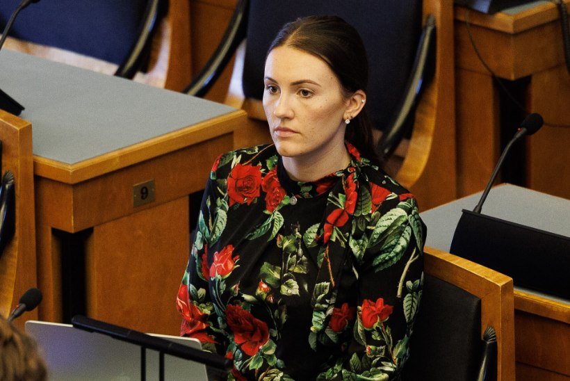 Kohtuasi roosa tahvelarvuti pärast: Ester Karuse ja valla vaidluses võib tulla kompromiss