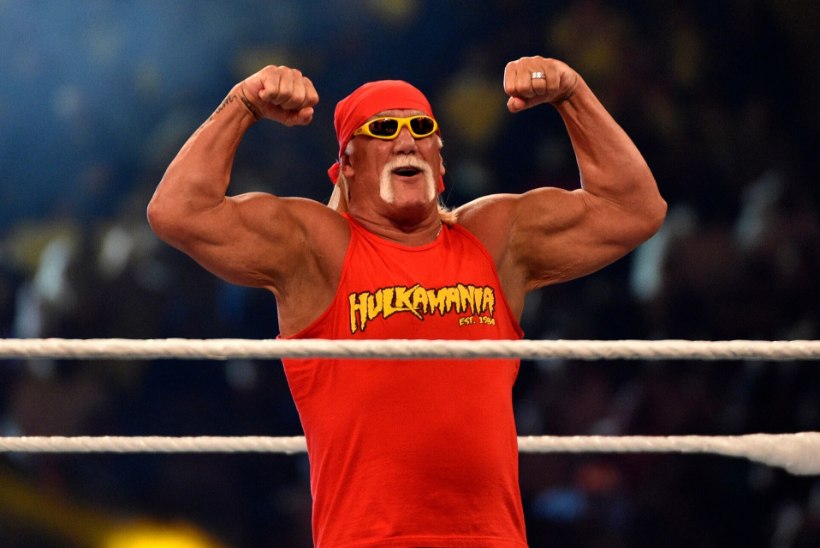 Hulk Hogan kihlus endast 24 aastat noorema joogatreeneriga