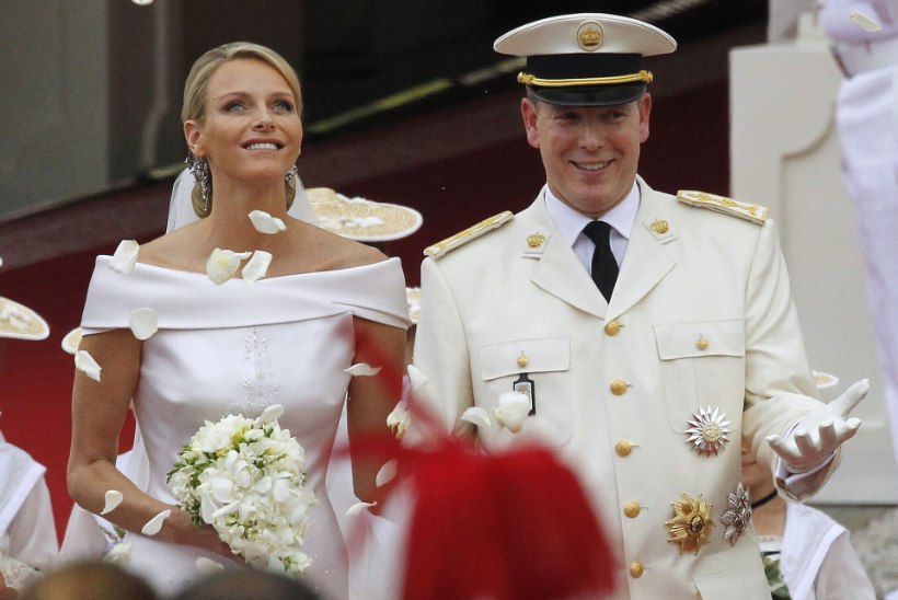 Monaco vürst ja vürstinna avaldasid 12. pulma-aastapäeva puhul armsa foto