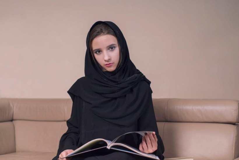 UUS KEELD: Prantsusmaa koolides enam mosleminaiste traditsioonilisi kleite näha ei taheta