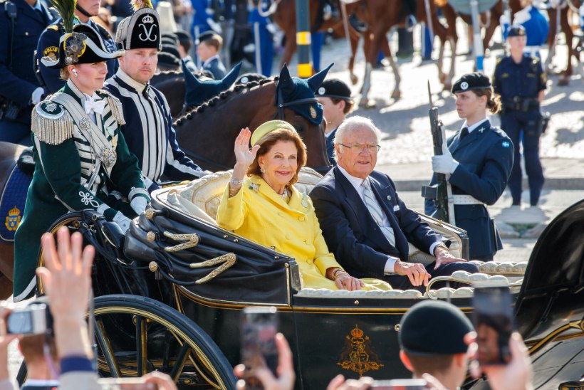 ÕL ROOTSIS | GALERII | Kuningapaar kulges hobuste veetava uhke tõllaga läbi Stockholmi