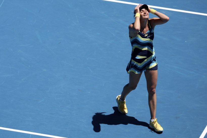 Skandaal Austraalia lahtistel: segadusse sattunud Ukraina tennisist surus venelasega kätt