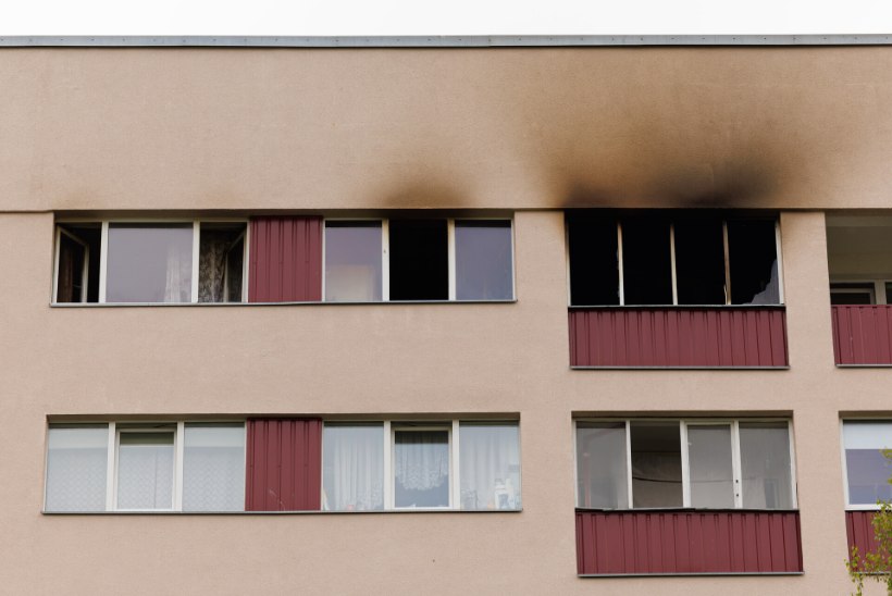 Lasnamäel Punase tänava korteri tulekahjus hukkus meesterahvas