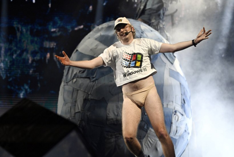 REEGLID ON REEGLID: soomlaste Windows95man peab Eurovisioni-kostüümi muutma