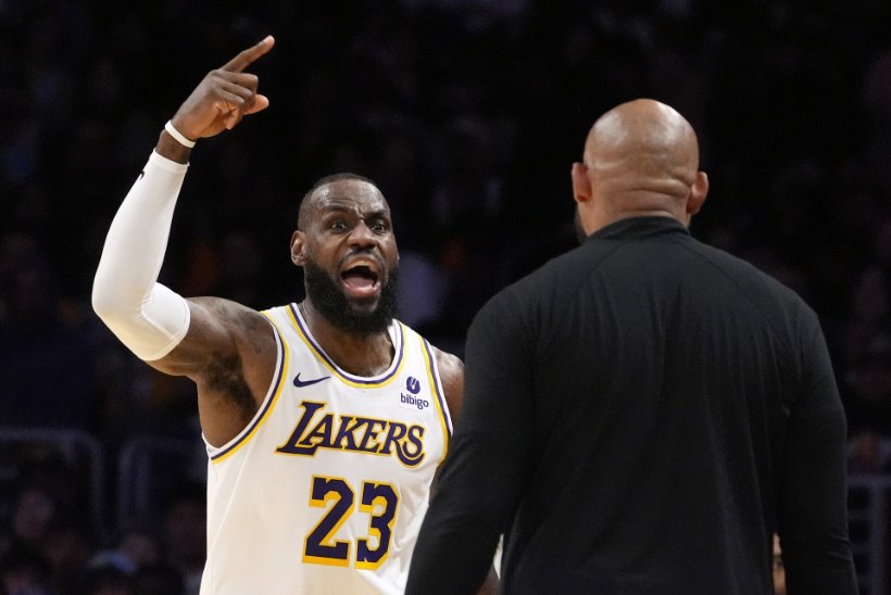 VIDEO | Pika kaotuseseeria lõpetanud Lakers suutis lõpuks tiitlikaitsjast jagu saada