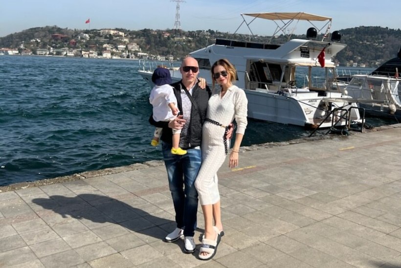 Näitlejanna Lisette Pomerants ja tervendaja Andreas ootavad oma teist last õhinal: „Me pole veel otsustanud, kas ta sünnib Eestis või Türgis.“