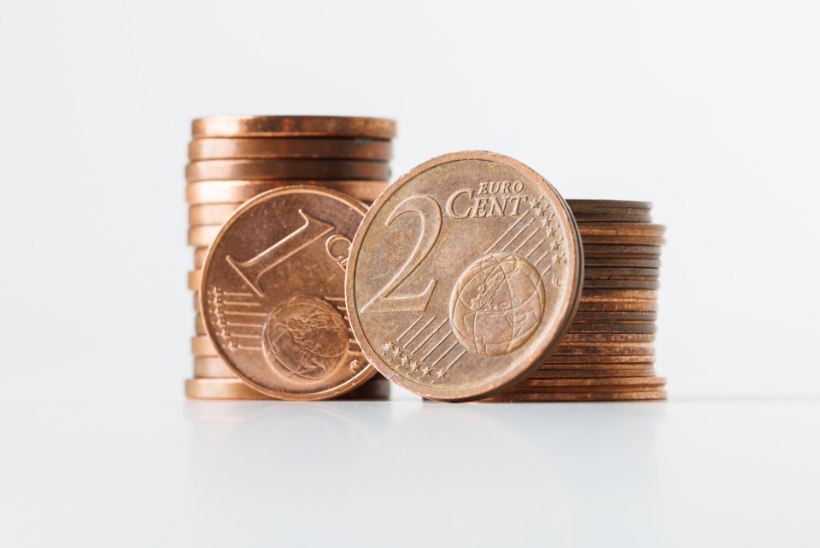 KASUTU METALL: ühe ja kahesendised euromündid lähevad peatselt sulatusahju