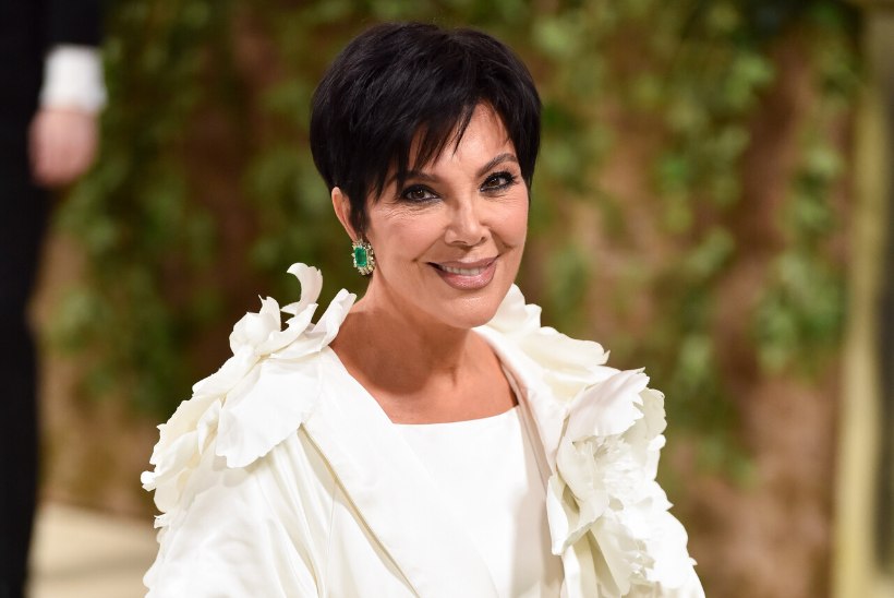 Kris Jenner paljastas ehmatava diagnoosi: leiti tsüst ja väike kasvaja