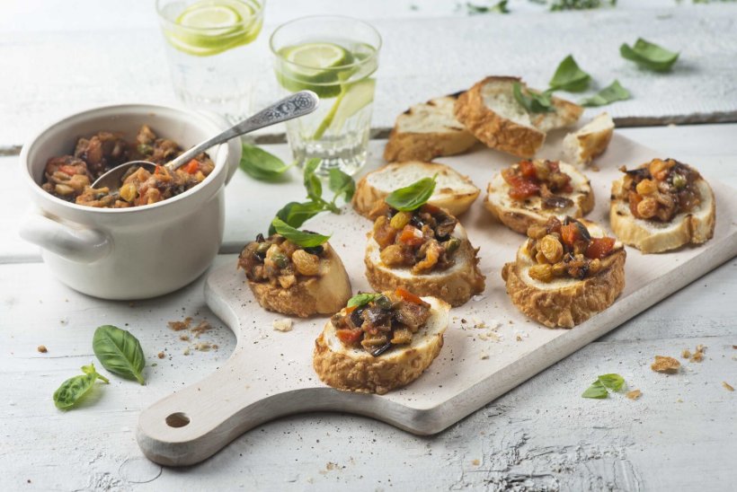 SOOJENDAV AMPS | Krõbesaiad caponata'ga