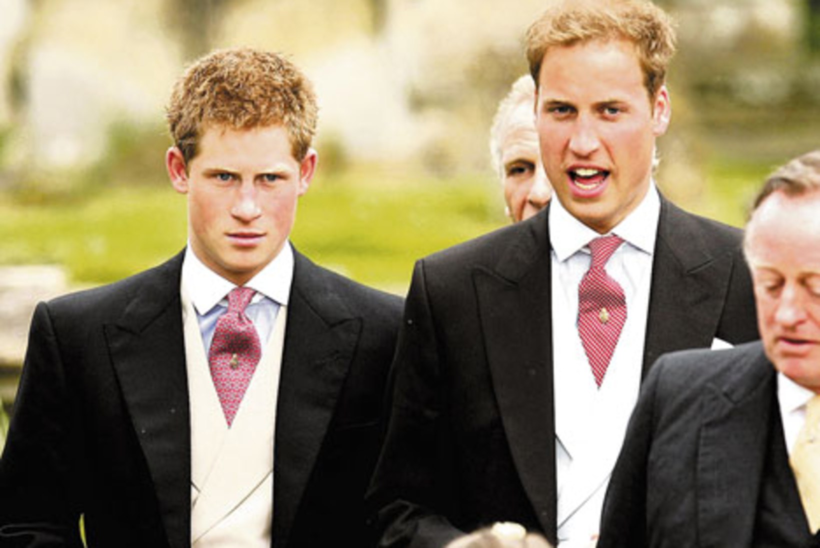 Prints William käis naistes, prints Harry ründas piltnikku