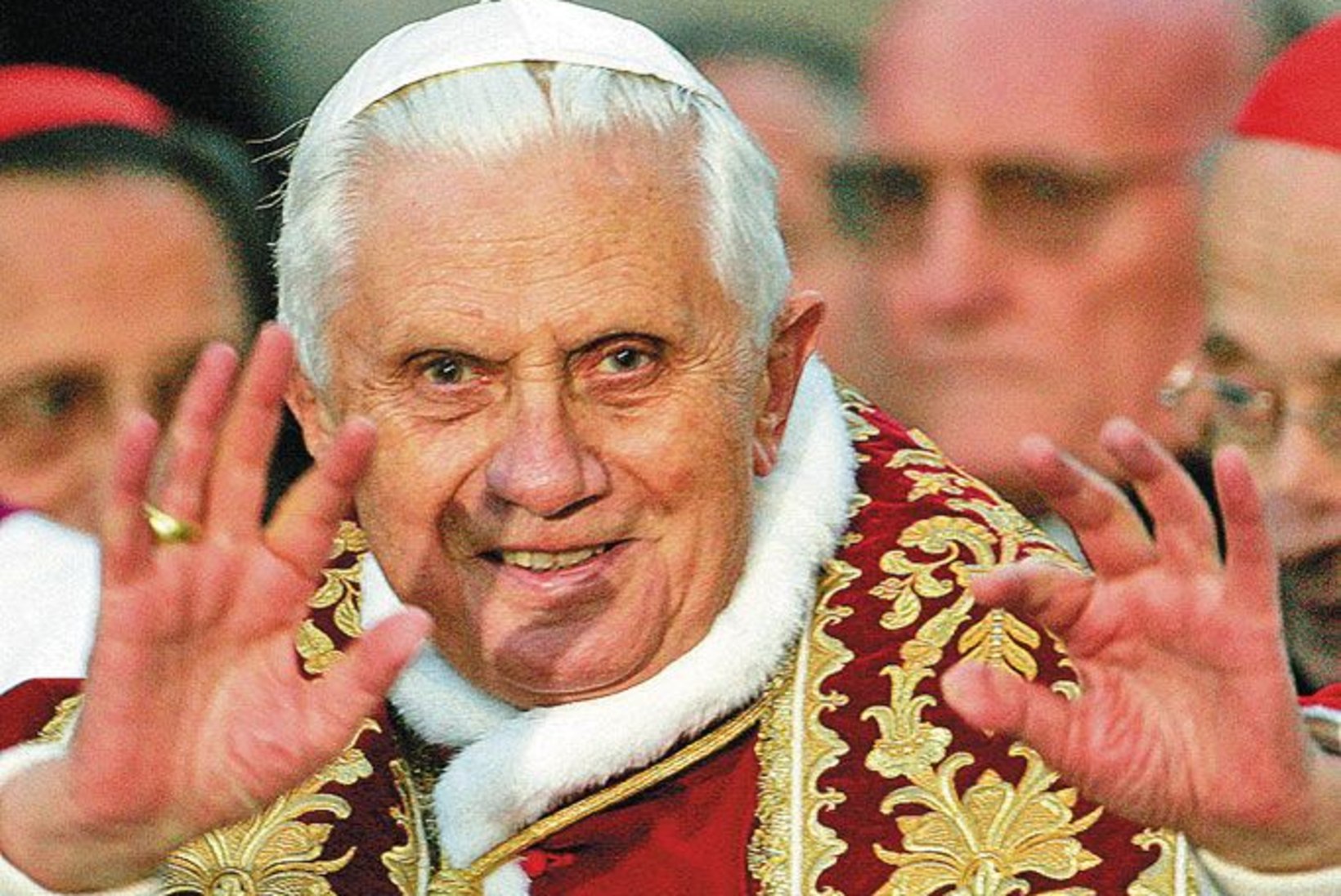 Re&#382;issöör Franco Zeffirelli: paavstil on külm imago