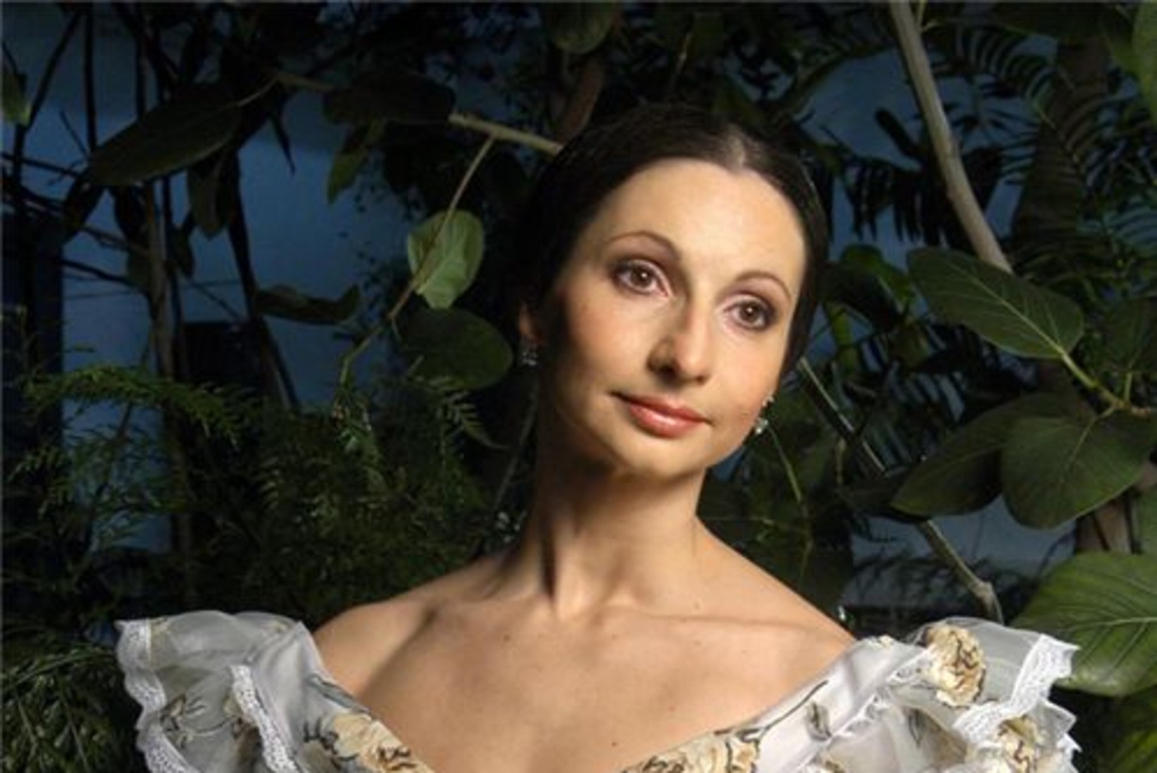 Baleriin Marina Chirkova tähistab lavajuubelit "Kameeliadaami" etendusega 