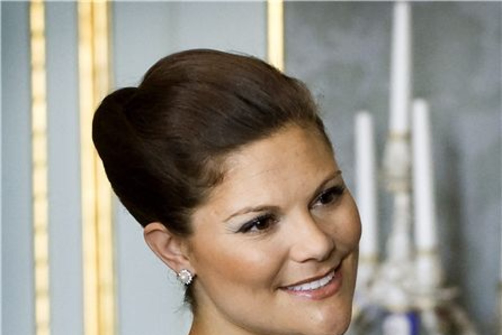 Rootslased on kroonprintsessile laisad õnne soovima