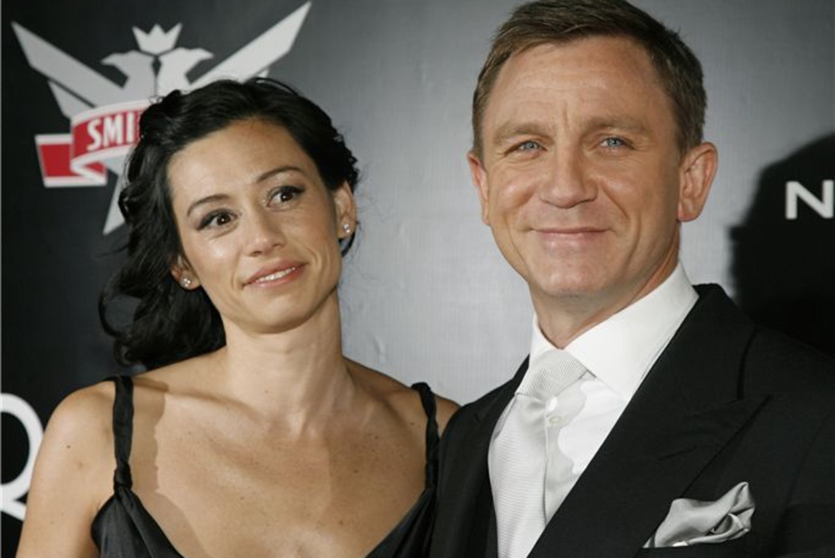 Kas Bond ajas näitlejatari kooselu lõhki?
