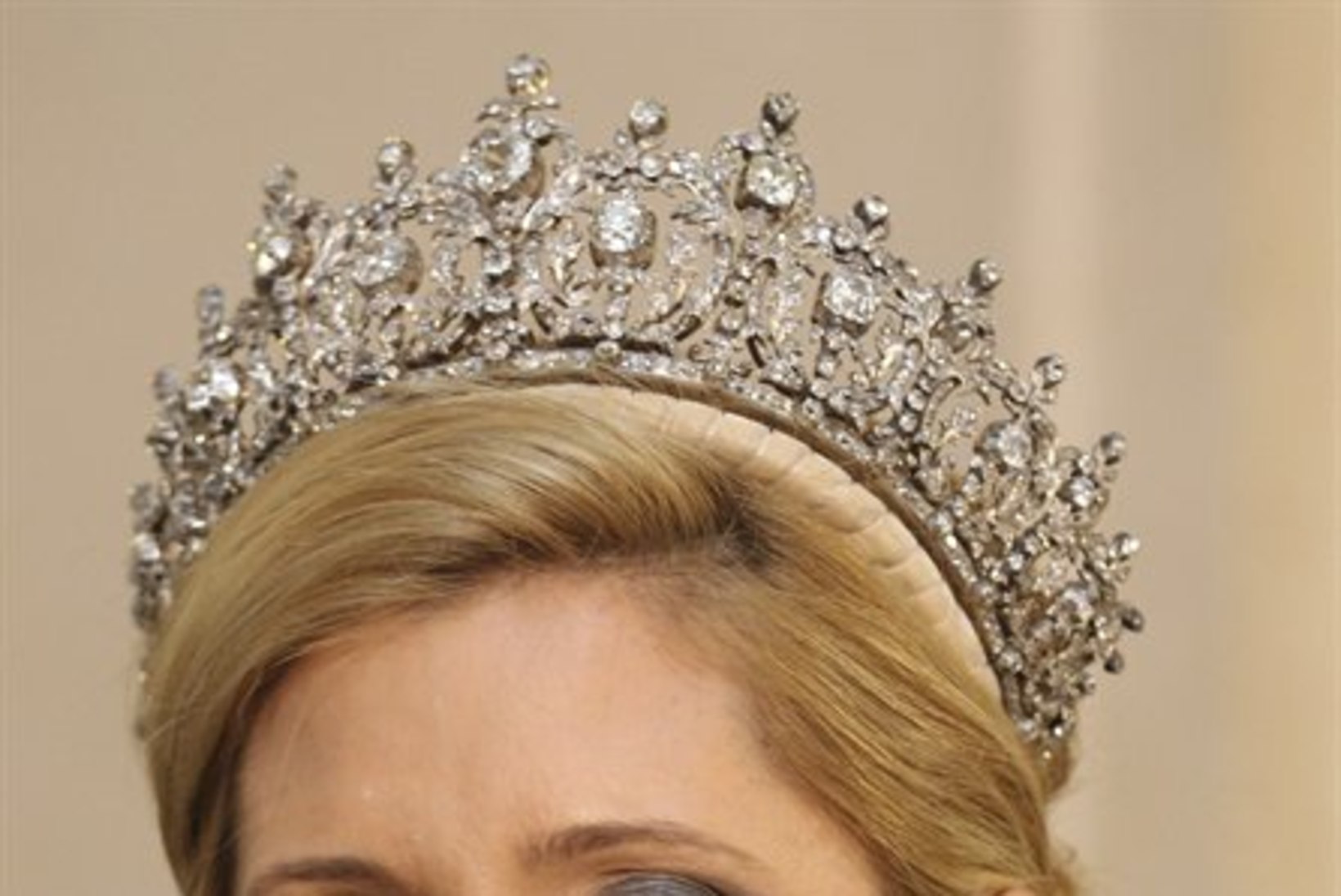 Taani kuninganna peol särasid kroonitud pead