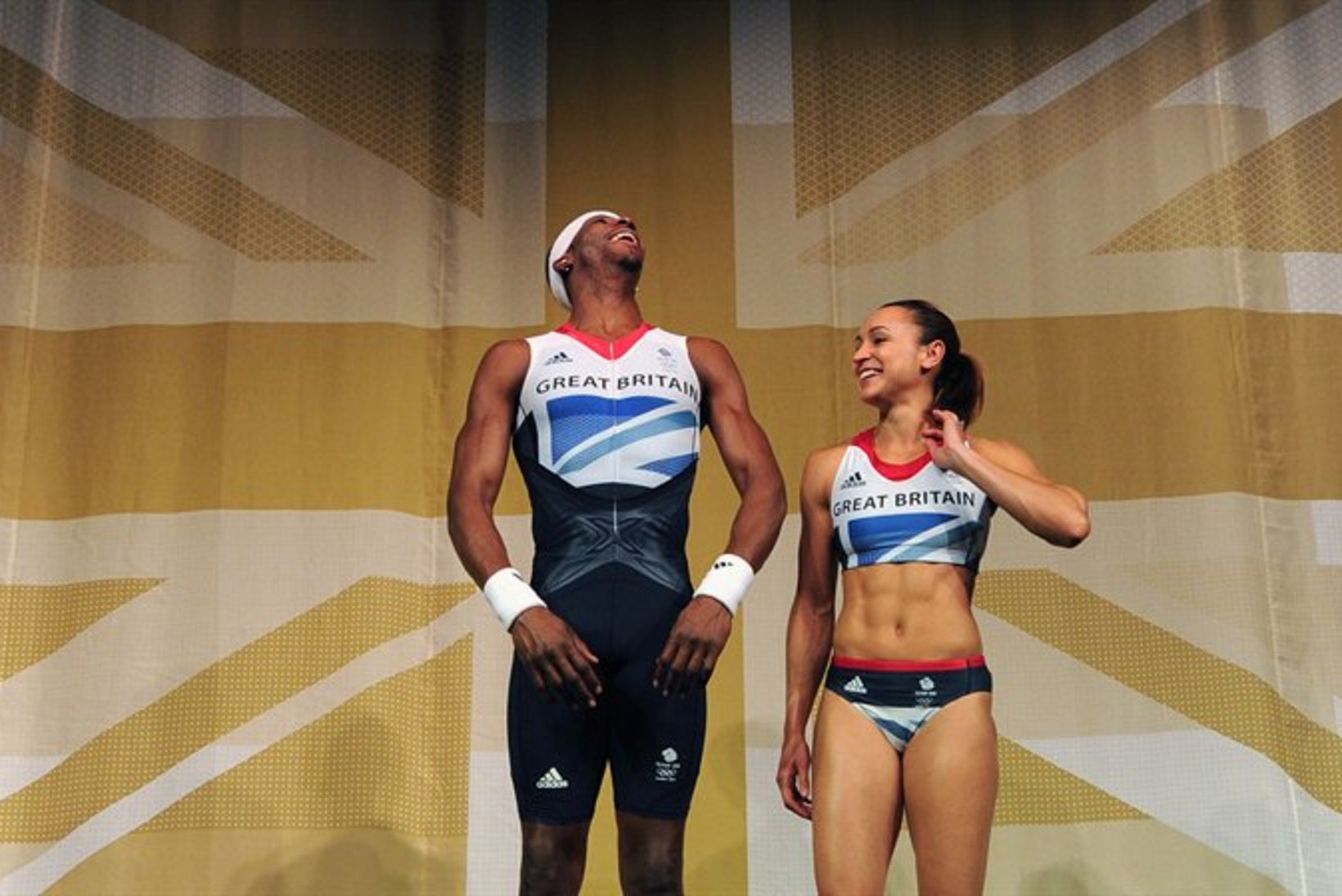 FOTOD: peoperemehed esitlesid olümpiariietust