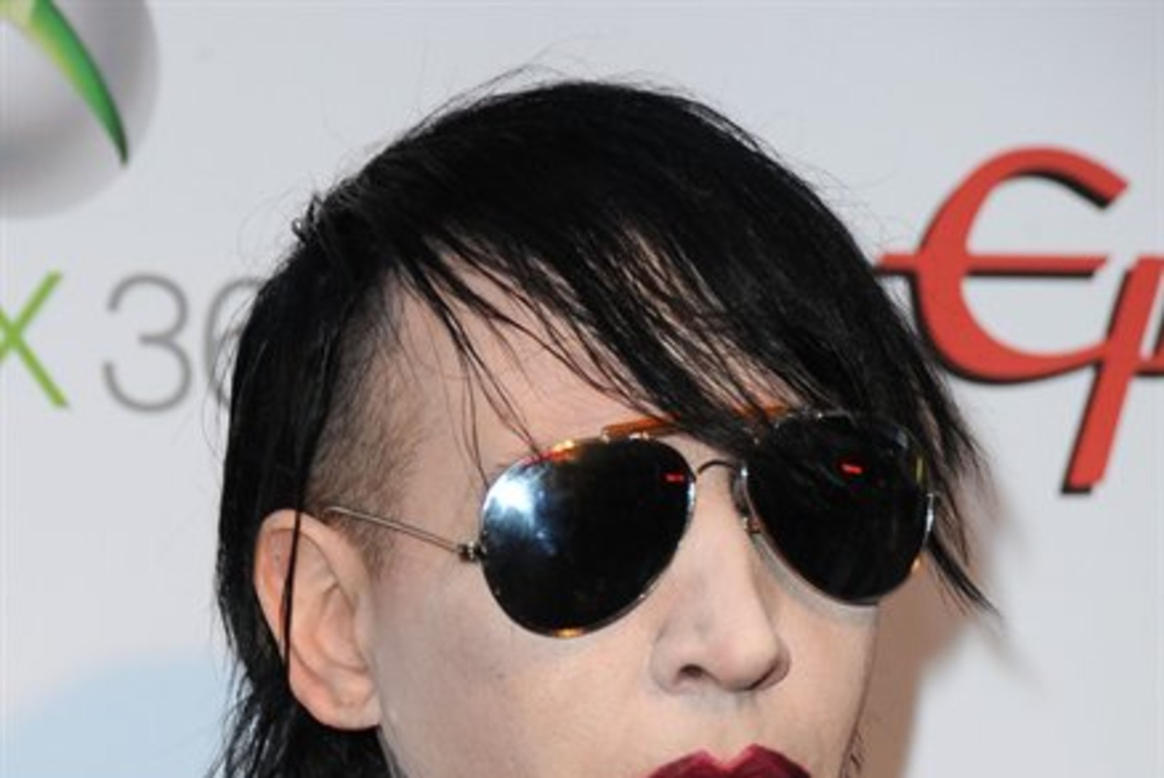 Marilyn Manson kosis näitlejatari, kellega on olnud koos vaid viis nädalat