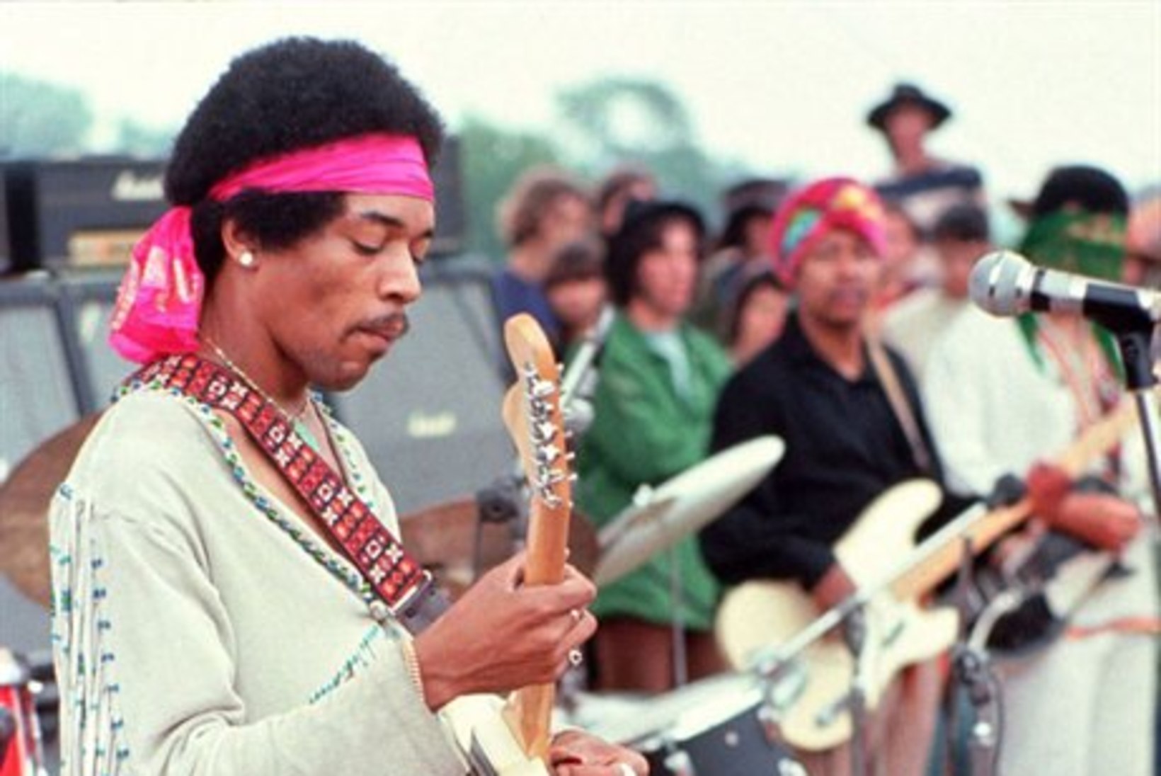 Hiphopistaar hakkab Jimi Hendrixit kehastama
