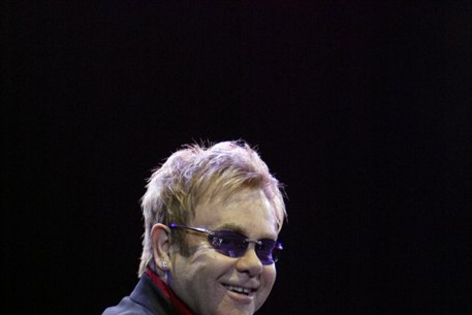 Helged mälestused toovad tagasi: Elton John tuleb suvel taas Tallinna