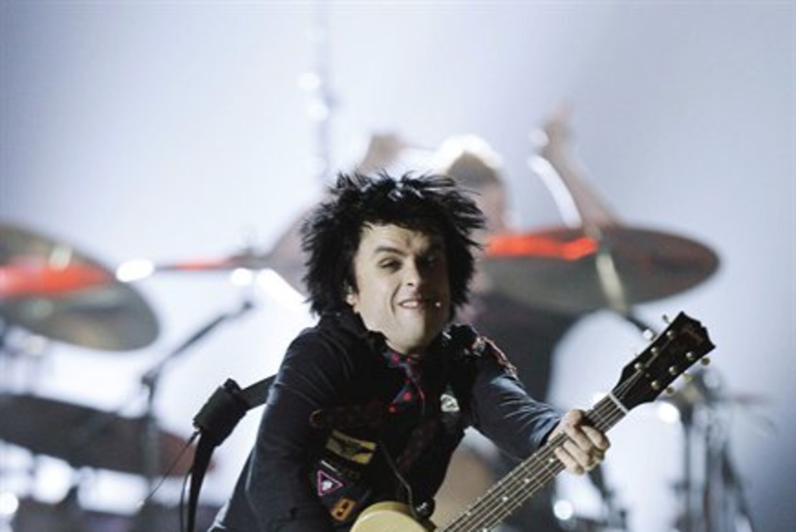 Green Day solist pääses võõrutusravilt ja bänd tuleb suvel Eestisse